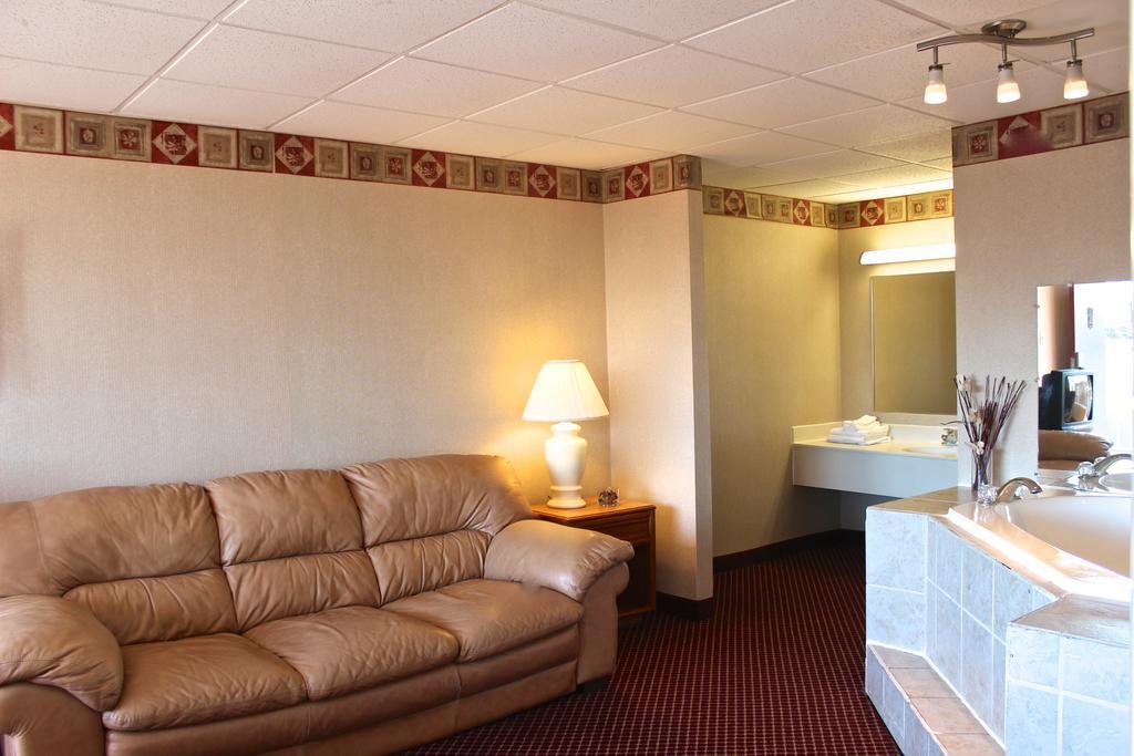 Regency Inn Richmond Dumbarton Δωμάτιο φωτογραφία