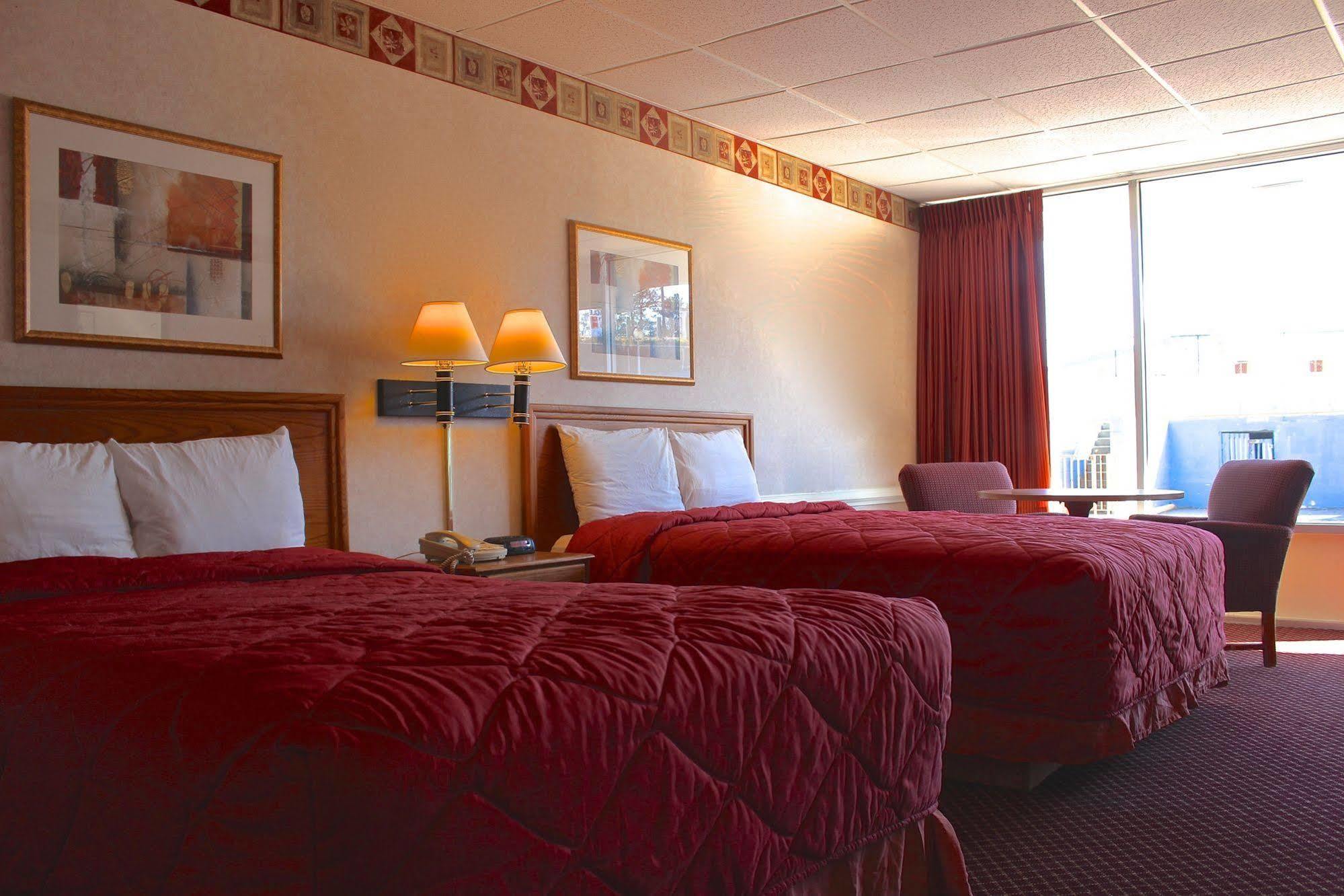 Regency Inn Richmond Dumbarton Εξωτερικό φωτογραφία